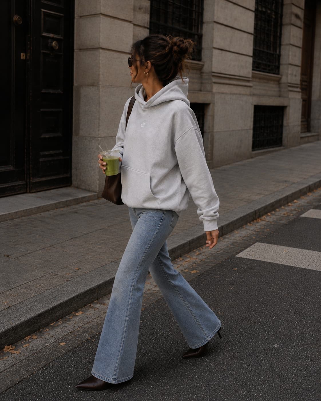 Gris — en movimiento